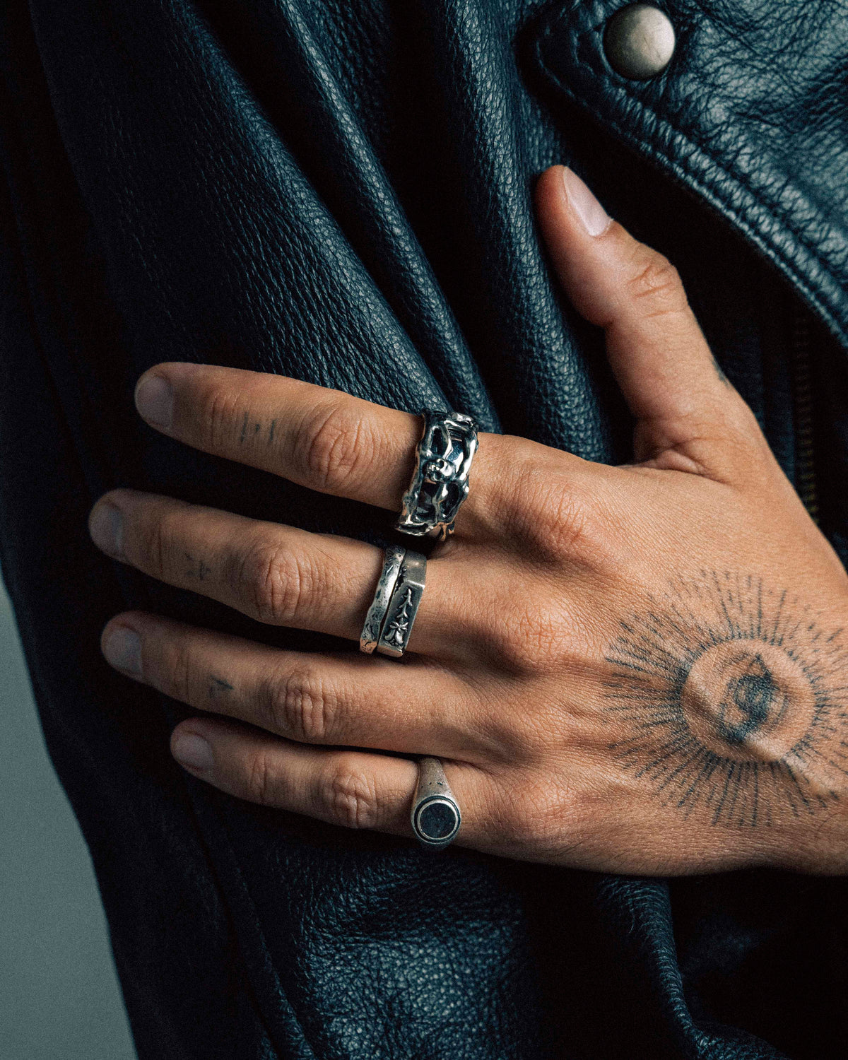 YRH® 04 Ring Jacket design, shown in 925 silver — detail view