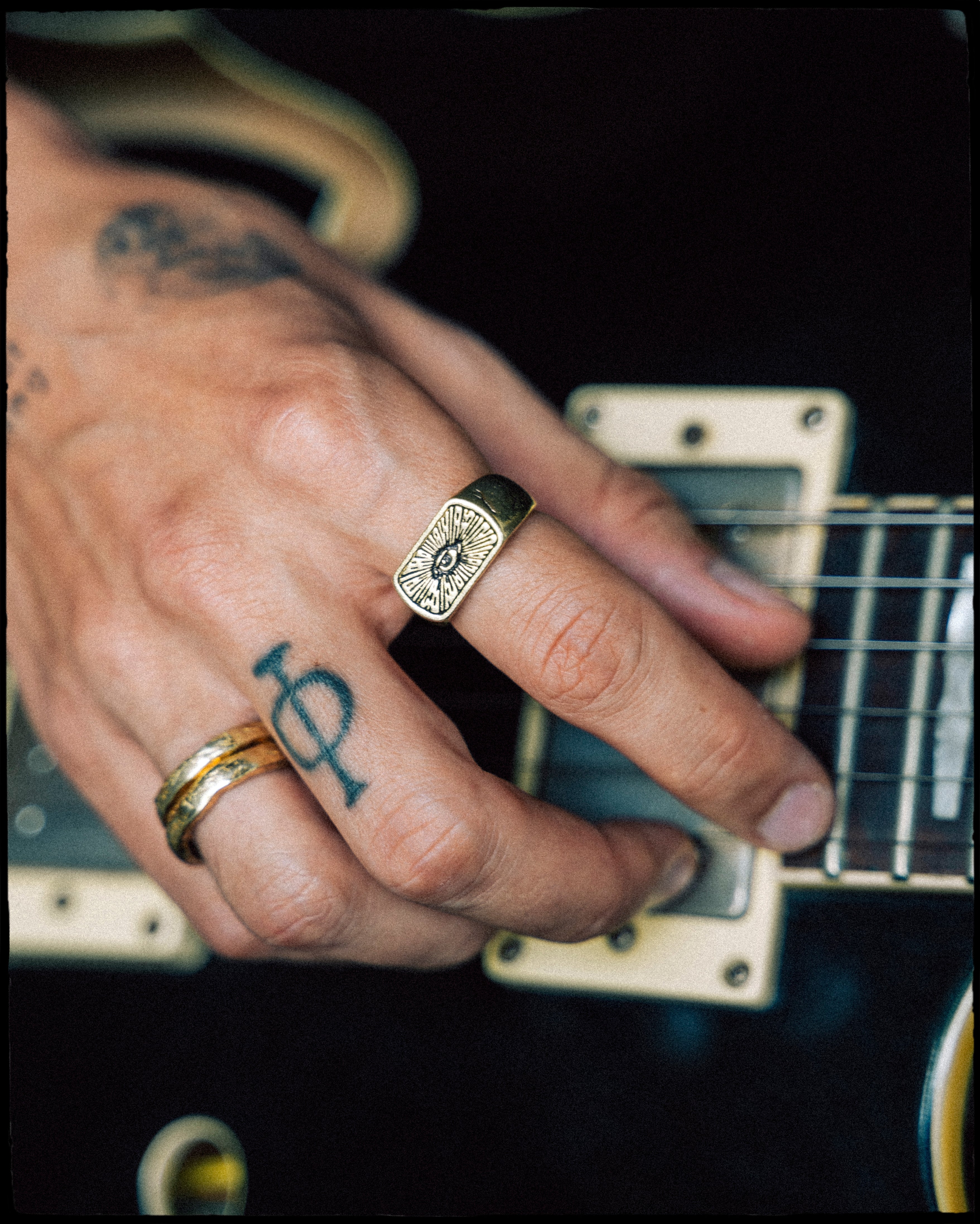 Hitomi Ring | Gold