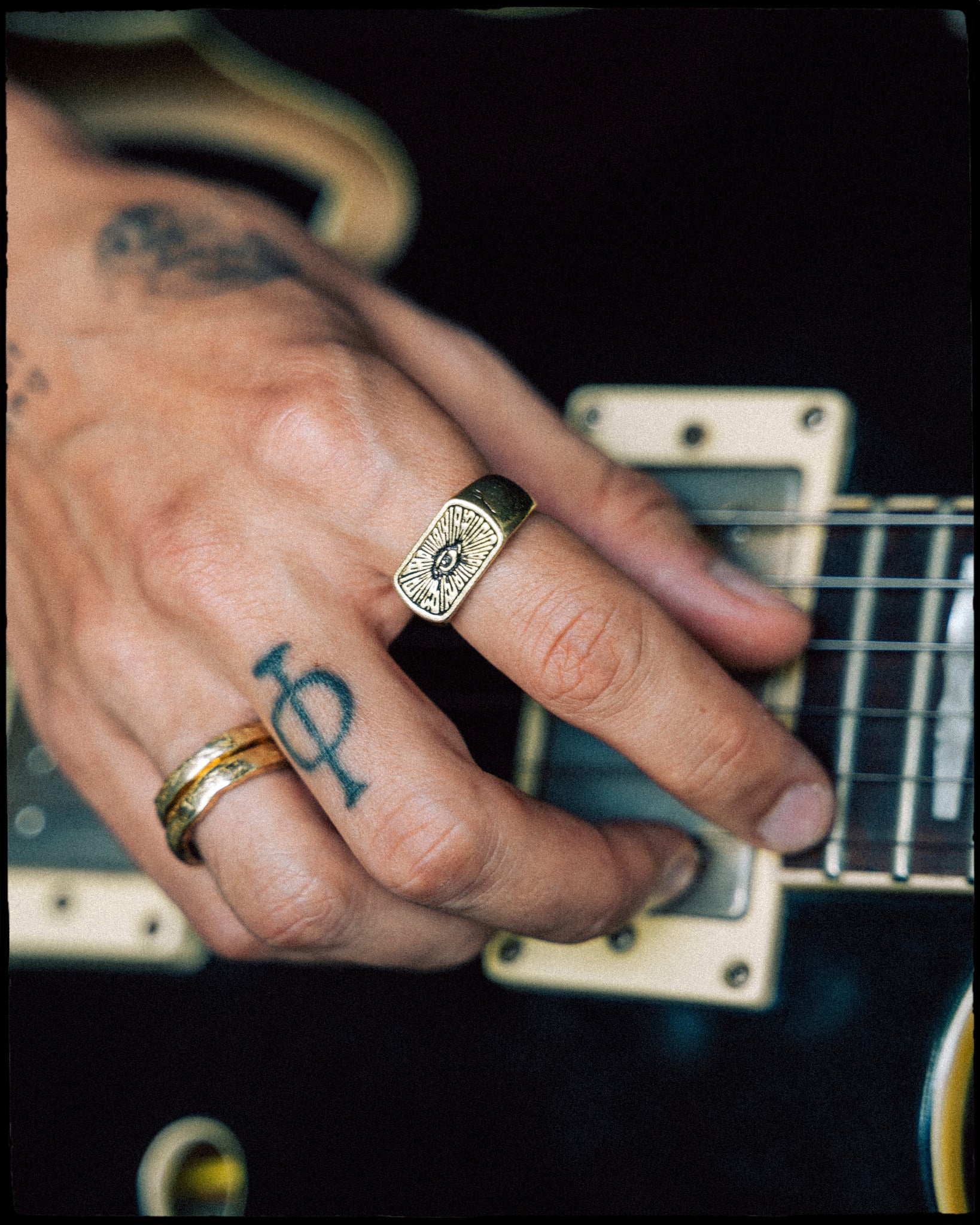 Hitomi Ring | Gold