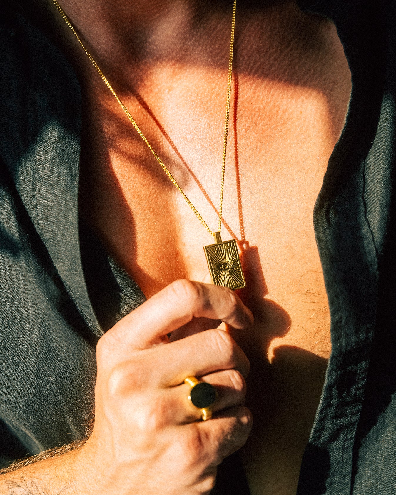 Hitomi Pendant | Gold