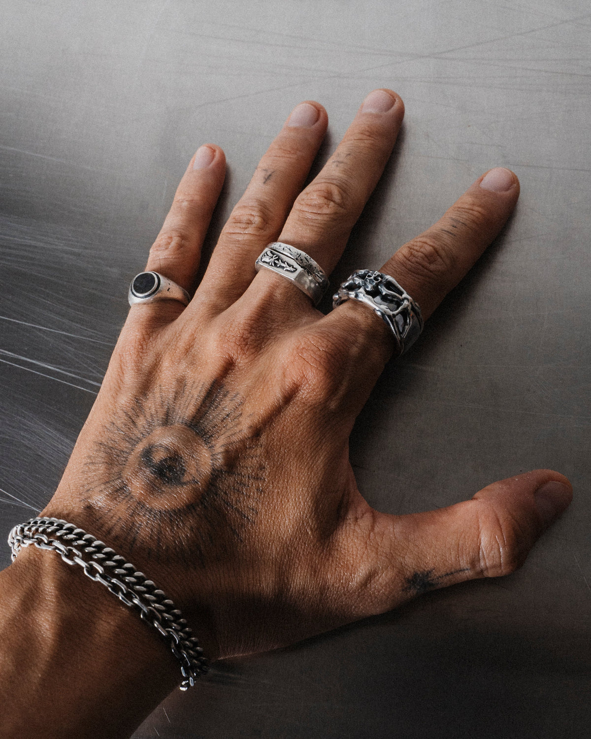 YRH® 04 Ring Jacket design, shown in 925 silver — detail view